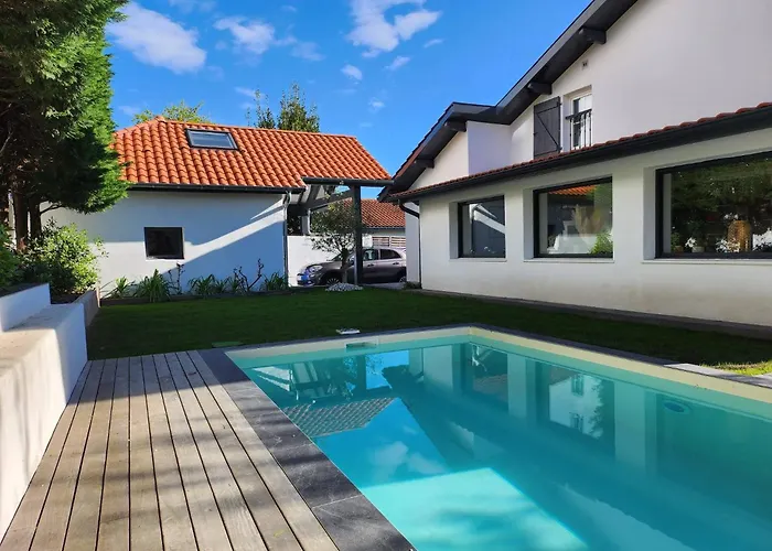 Villa Charmante Maison Avec Piscine